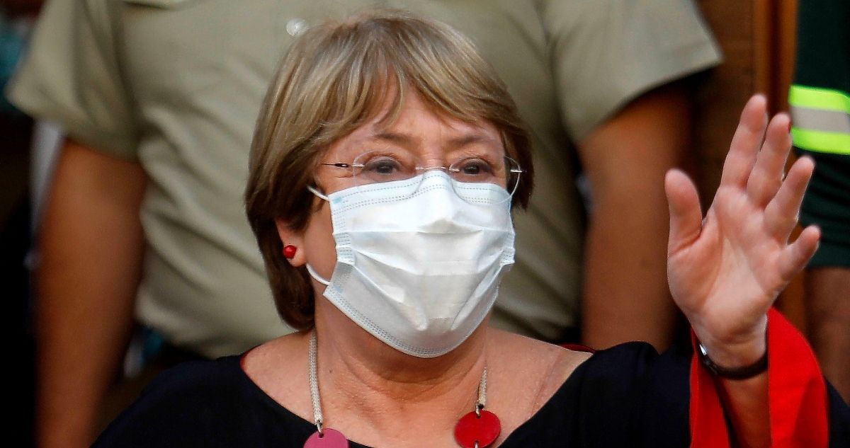 Michelle Bachelet entrega consejos a Convención para nueva carta magna