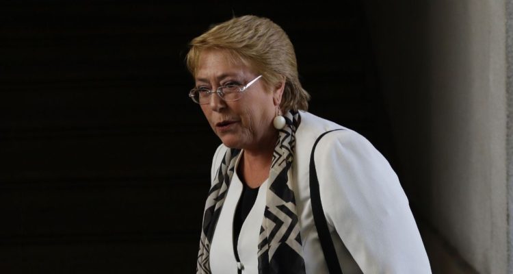 Bachelet visitará a la Convención