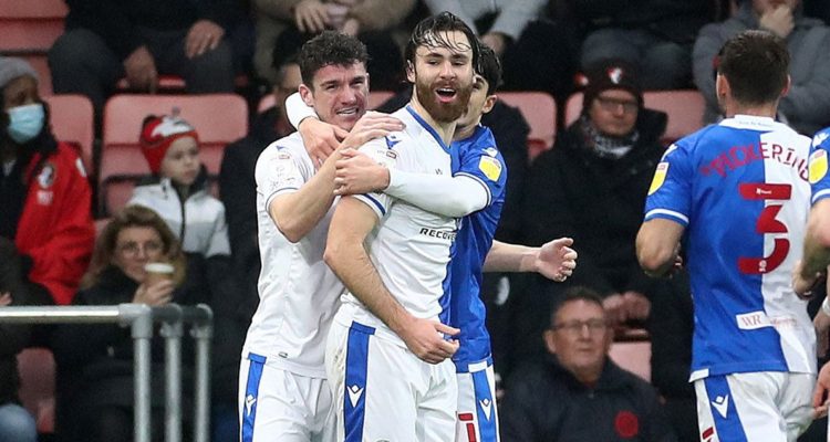 Brereton Díaz fue clave en gol del Blackburn.