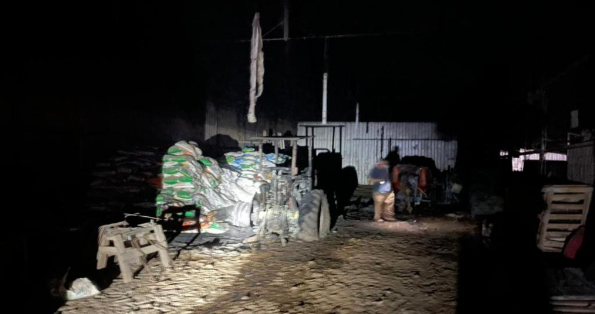 Bodega destruida durante uno de los ataques en Lanco. 