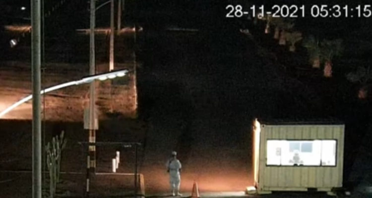 Cámara registró secuencia d confuso incidente que terminó con un soldado muerto en Arica