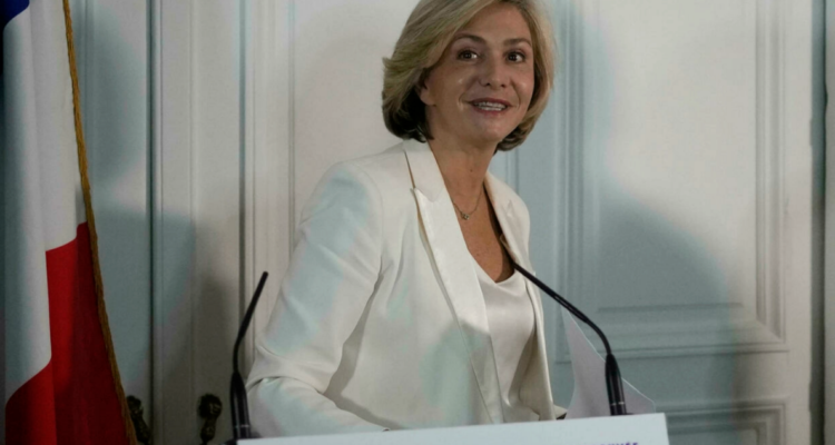 Derecha francesa elige por primera vez a una mujer como candidata a presidente.