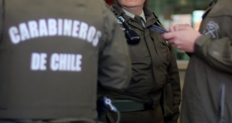 Carabinero fue detenido por robar 250 mil en ropa en Ripley