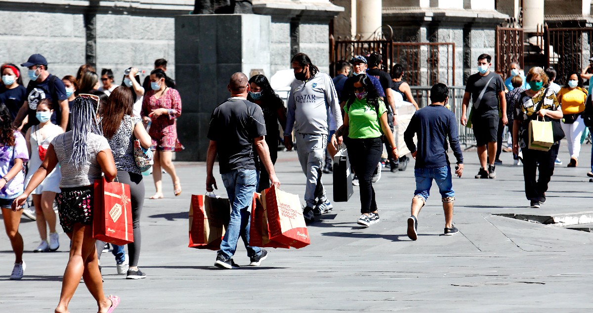 IPoM: Factor “idiosincrático” impactó en costo de vida en Chile y crecimiento se reducirá en 2022