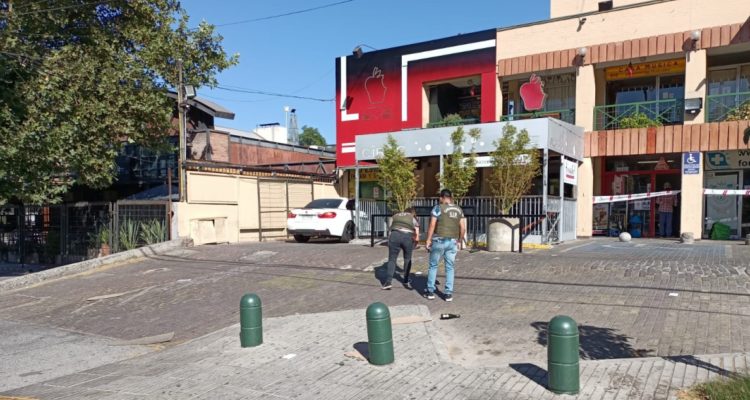 Prisión preventiva a acusado de disparar afuera de pub en Vitacura, herir a hombre y manejar ebrio