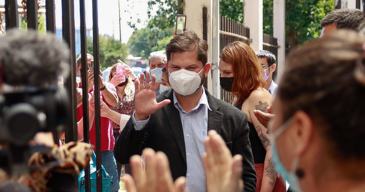 Comando de Boric asegura que su programa no es algo “rígido” pero que mantendrá “esencia”