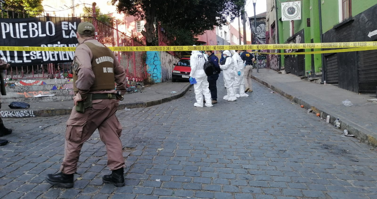 Hombre muere baleado en Valparaíso.