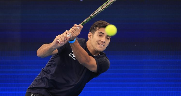 Cristian Garin arranca el 2022 en la ATP Cup.