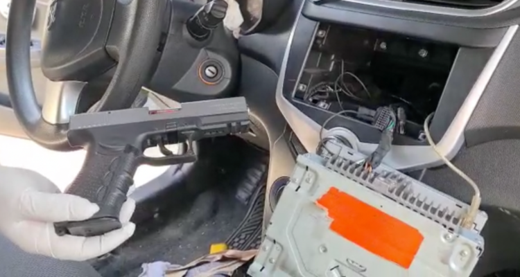 Cuatro detenidos por disparos contra carabineros en la RM: llevaban una niña de 2 años