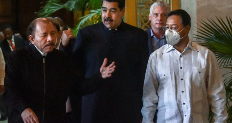 Cumbre del Alba alianza bolivariana propone autosuficiencia alimentaria y médica para sus 10 países