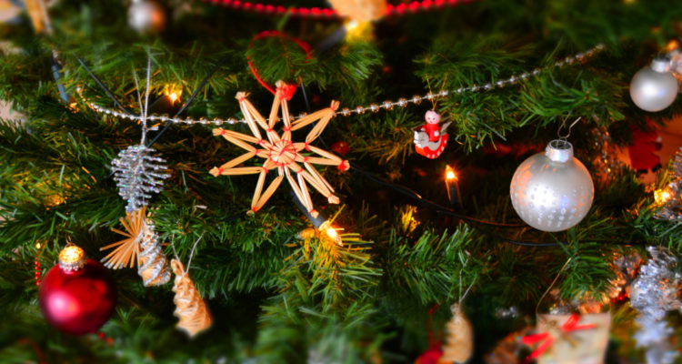 cómo decorar para navidad y salvar el planeta
