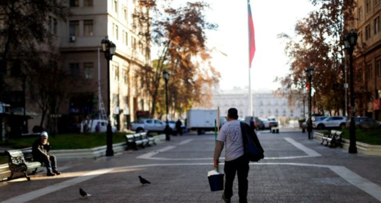 Desempleo baja hasta el 7,5% en trimestre septiembre-noviembre y logra menor nivel desde enero 2020