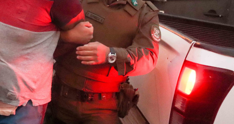 Detienen a hombre por iniciar incendio en San Ignacio