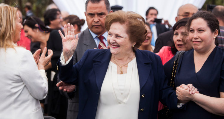 Lucía Hiriart durante el natalicio de Pinochet en 2015.