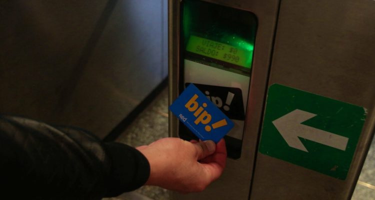 Validador de Metro de Santiago