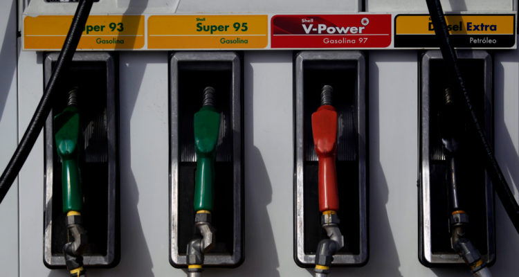 Todo sube Enap reporta nueva alza en todos los combustibles de 6,5 pesos por litro