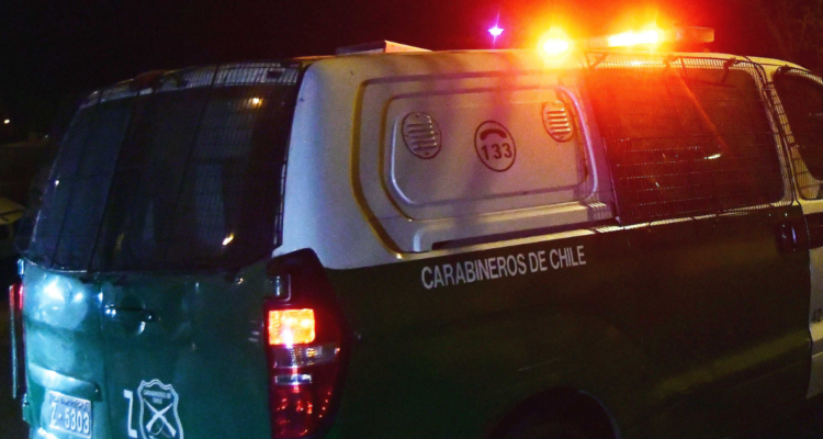 Encapuchados armados asaltan cumpleaños en Villa Alemana.