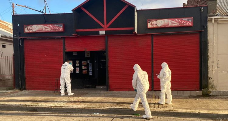 Local nocturno donde funcionarios del Ejército compartieron previo a riña en Punta Arenas