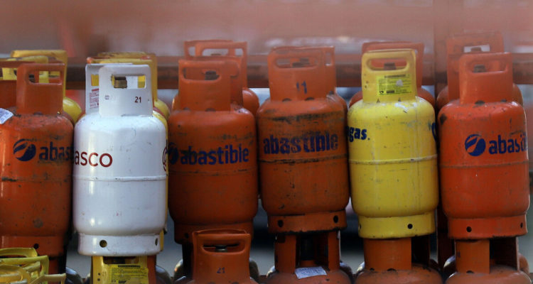 Gas licuado: Comisión aprueba en general proyecto para que municipios lo distribuyan y comercialicen