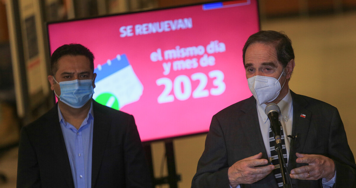 Gobierno extenderá vigencia de cédulas de identidad para chilenos: habrá plazo hasta 2022 y 2023