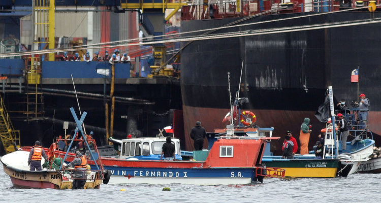 Gobierno le quita el piso a ENAP por toma de Bahía de Quintero: “No hay desabastecimiento”