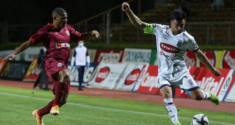 Gonzalo Lauler (derecha).