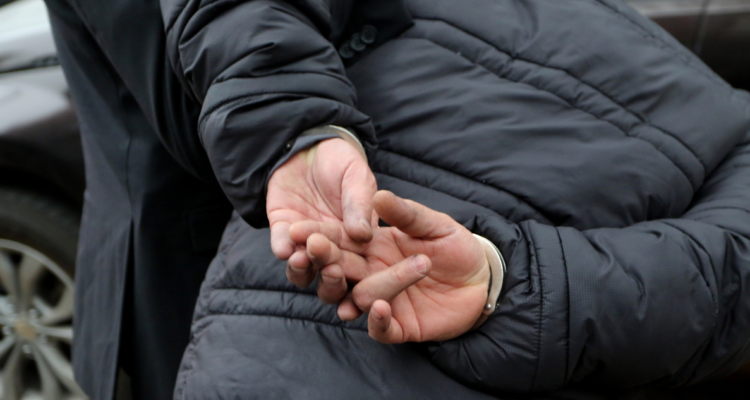 Hombre asesinado en La Pintana: presunto autor se parapetó antes de ser detenido