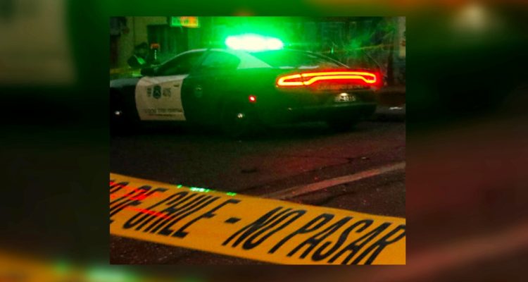 Reportan muerte de un hombre tras caer desde edificio en Lo Barnechea: estaba junto a otras personas