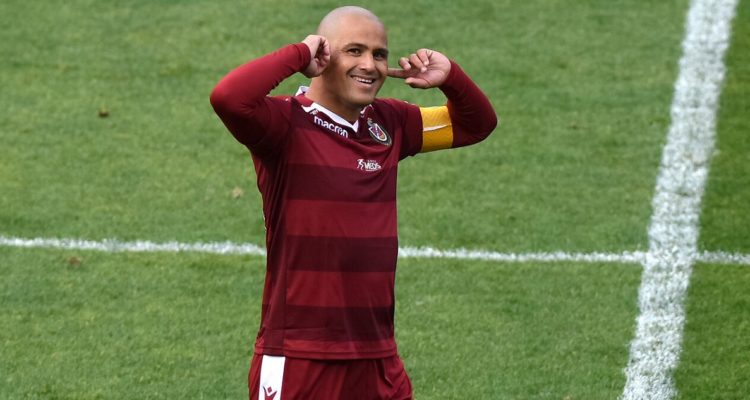 Humberto Suazo jugando por La Serena.