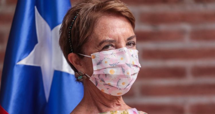 Gloria Hutt, ministra de Transporte