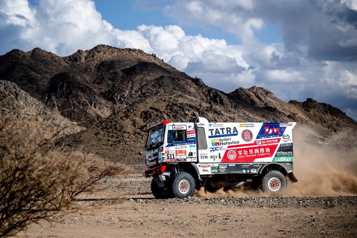 Ignacio Casale y su camión para Dakar 2022