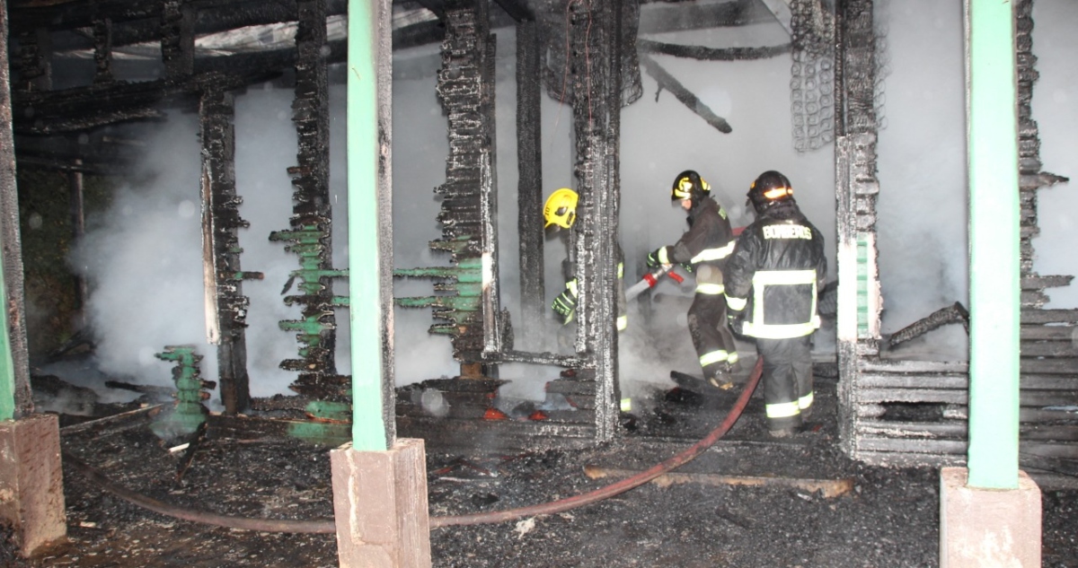 incendio-de-casona-en-temuco23.jpg