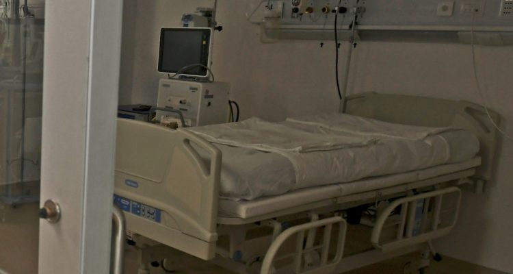 Foto de contexto de una UCI, donde en Rusia murieron dos pacientes con covid en un incendio