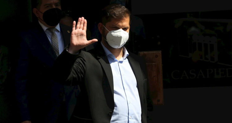 Thomas Piketty, Rodríguez Zapatero y Anne Hidalgo encabezan apoyo de intelectuales europeos a Boric