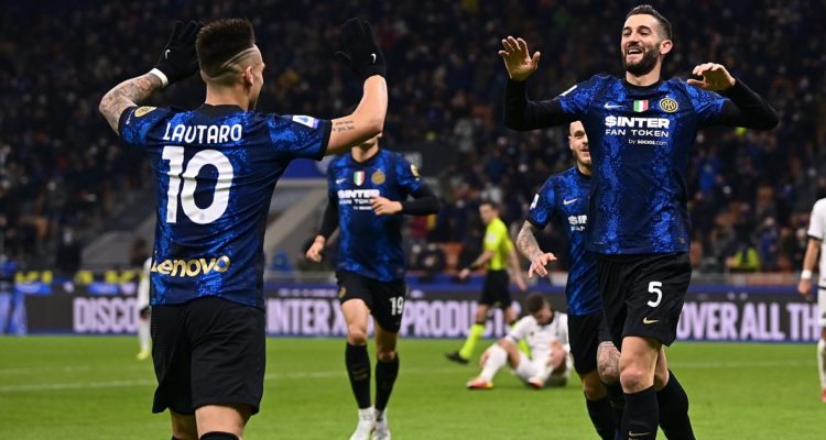 Inter está venciendo al Spezia.