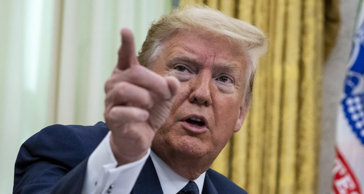 juez-bloquea-intento-trump-impuestos