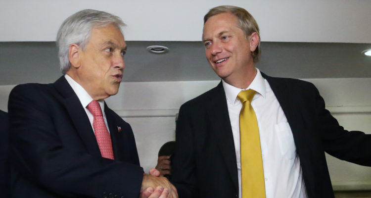José Antonio Kast da sutil codazo a presidente Piñera por fallo en control de la delincuencia