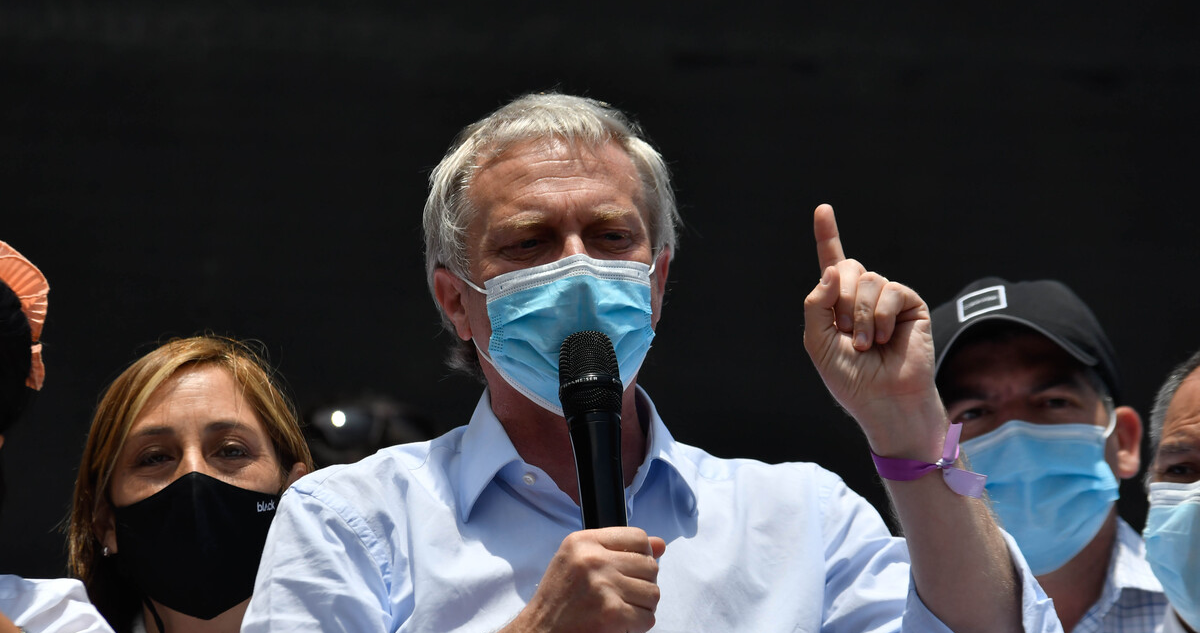 kast–defiende-sistema-admiracion-jose-pinera