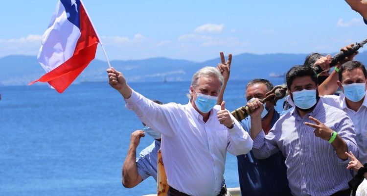 José Antonio Kast dice que Bachelet está en la linea del intervencionismo