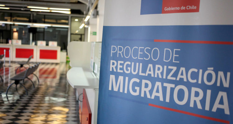 Criticada Ley de Migraciones entra en su recta final ante próxima toma de razón de Contraloría