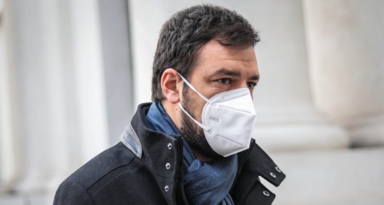 Maipú anunció que logró repactar deuda con Enel de $5 mil millones heredada de gestión Barriga