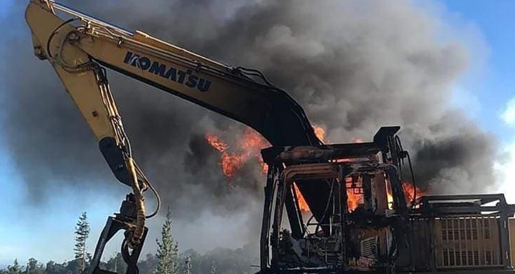 Maquinaria quemándose