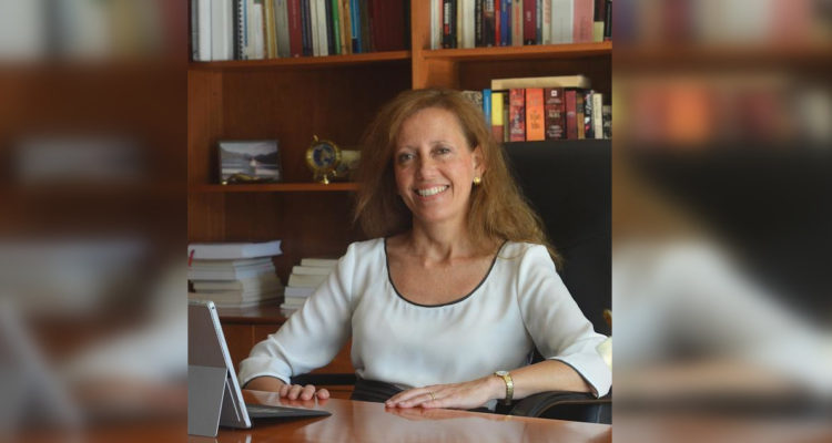 Rechazan postulación de Gajardo a la Suprema: Se opuso a aplicar tratados internacionales de DDHH