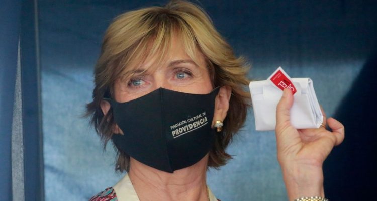 Matthei respalda a Kast