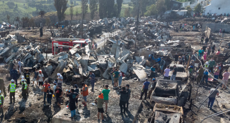 RECONSTRUCCIÓN POR MEGAINCENDIO EN CASTRO