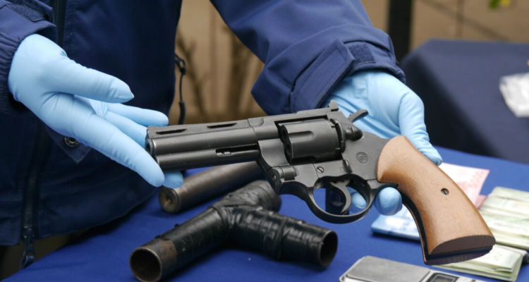 Allanan 14 domicilios en megaoperativo de La Unión