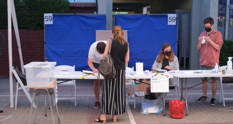 Elecciones 2021: Pasado el mediodía terminó rápida instalación de mesas a nivel nacional