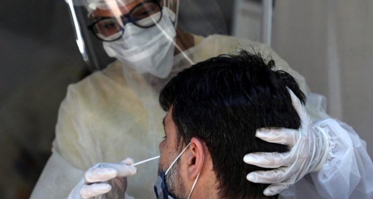 Confirman nuevo caso de la variante Ómicron en Valparaíso contacto estrecho dio positivo