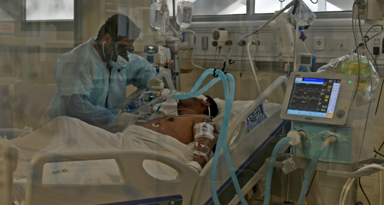 Paciente en la Unidad de Cuidados Intensivos