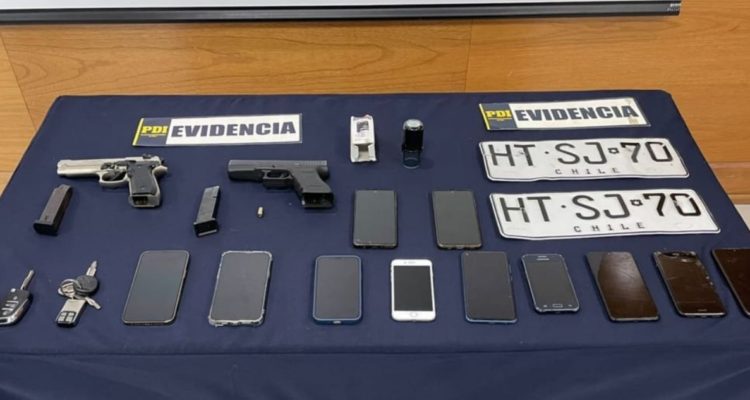 operativo por robo de auto y clonación en San Antonio